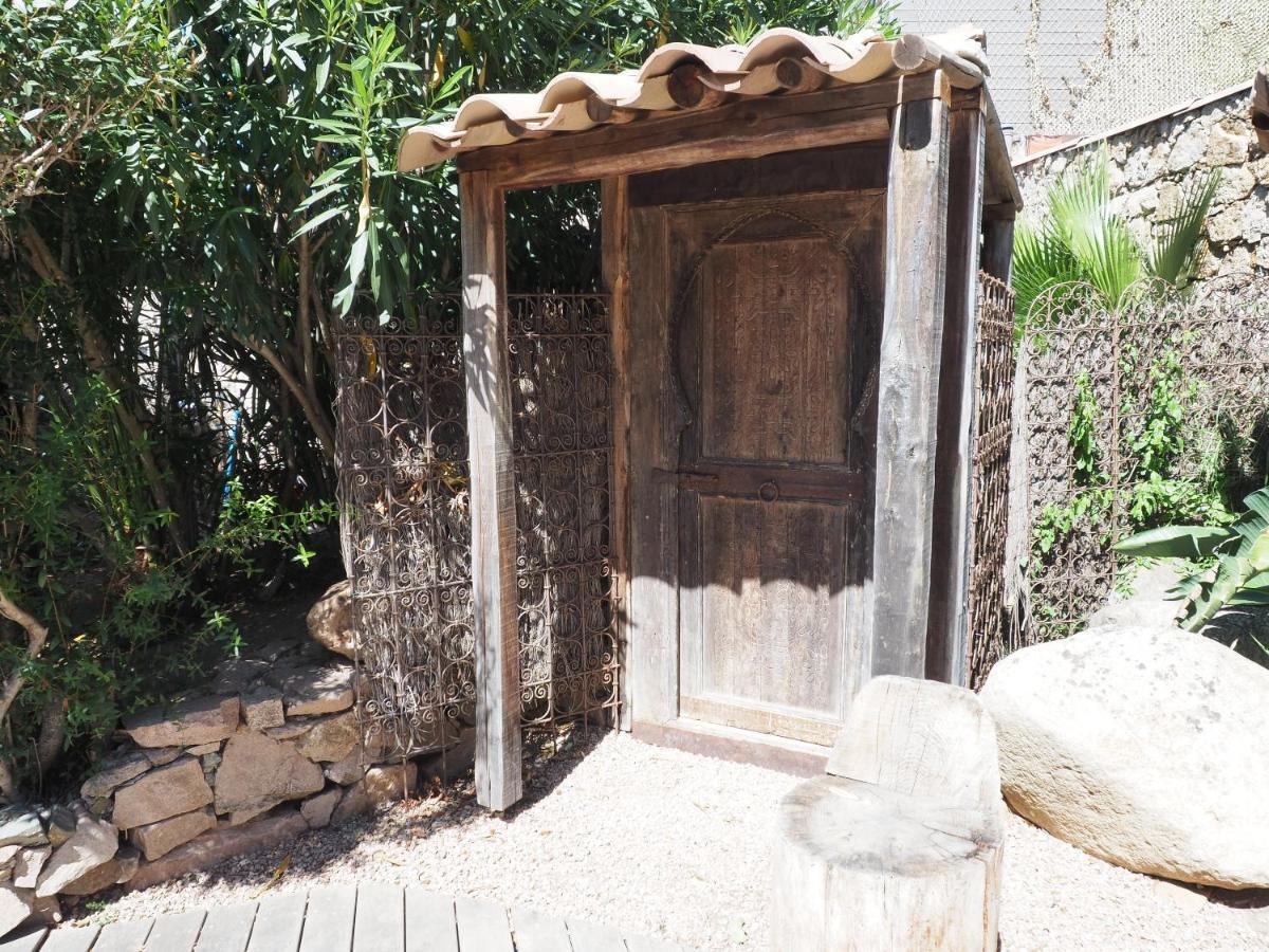 Aparthotel Maranatha, Front De Avec